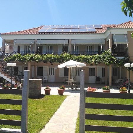 Velika Beach Rooms Extérieur photo